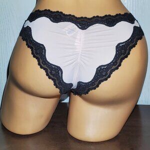 Victoria's Secret Cheeky Panties. New with Tags Size O/S